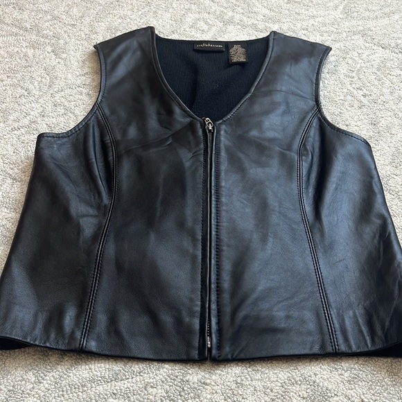 Woman’s Leather Vest Croft And Barrow Medium - Picture 2 of 4